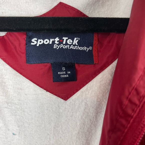 Columbus State University men’s Windbreaker Red Size S Runs BIG - Picture 6 of 8